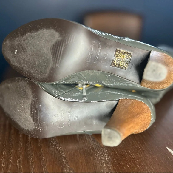 Boden Women’s Vintage Knee High Boots - Picture 2 of 6